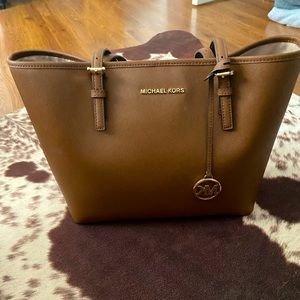 Mk TOTE purse